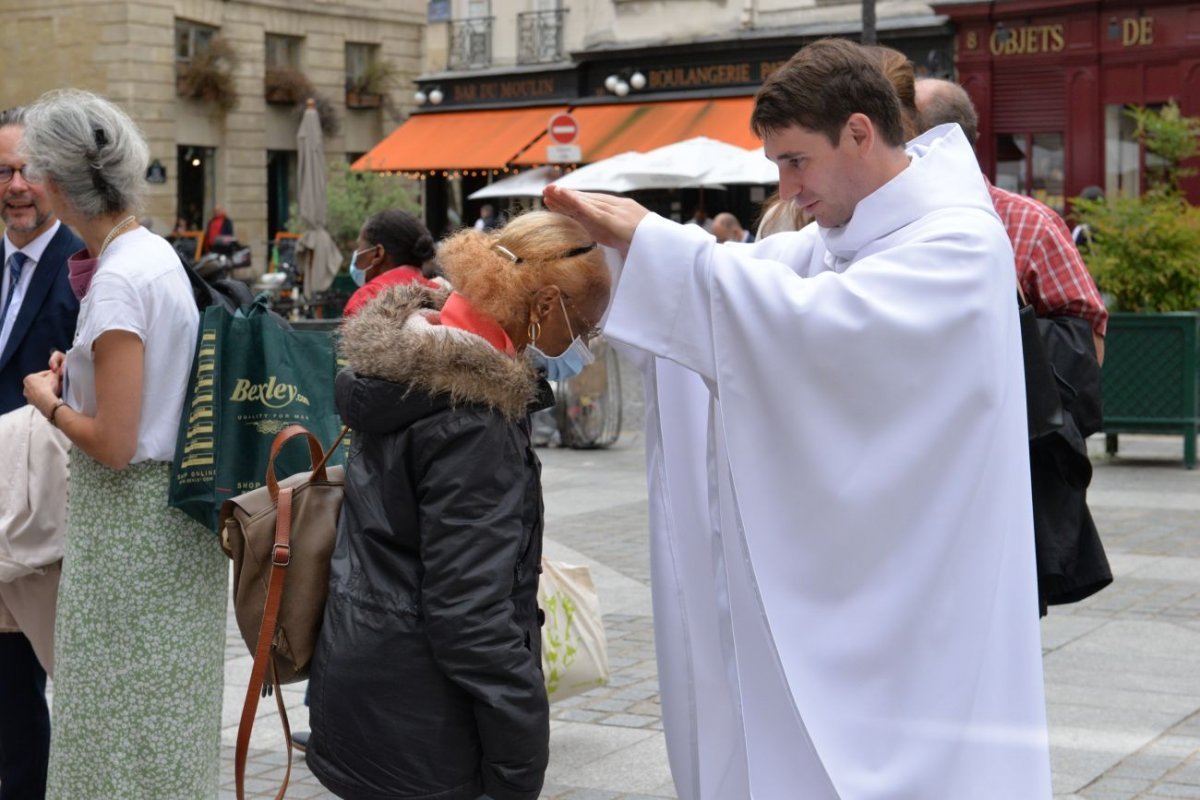 Messe des nouveaux prêtres à Notre-Dame des Victoires 2021. © Marie-Christine Bertin / Diocèse de Paris.