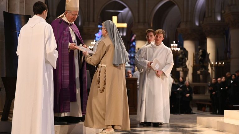 Appel décisif et inscription du nom des catéchumènes 2026 - Célébration de (…). (c) Marie-Christine Bertin / Diocèse de Paris.