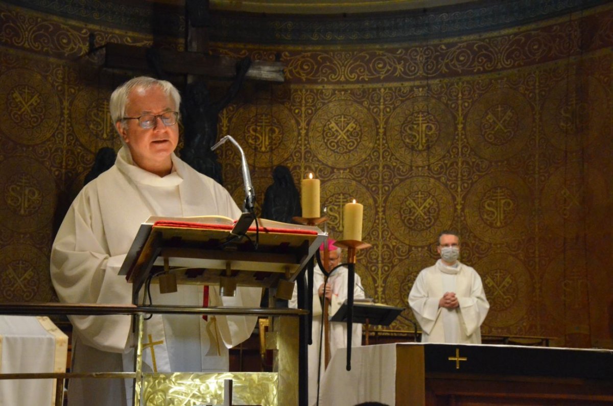 Messe à la mémoire de Mgr Surat. © Michel Pourny / Diocèse de Paris.