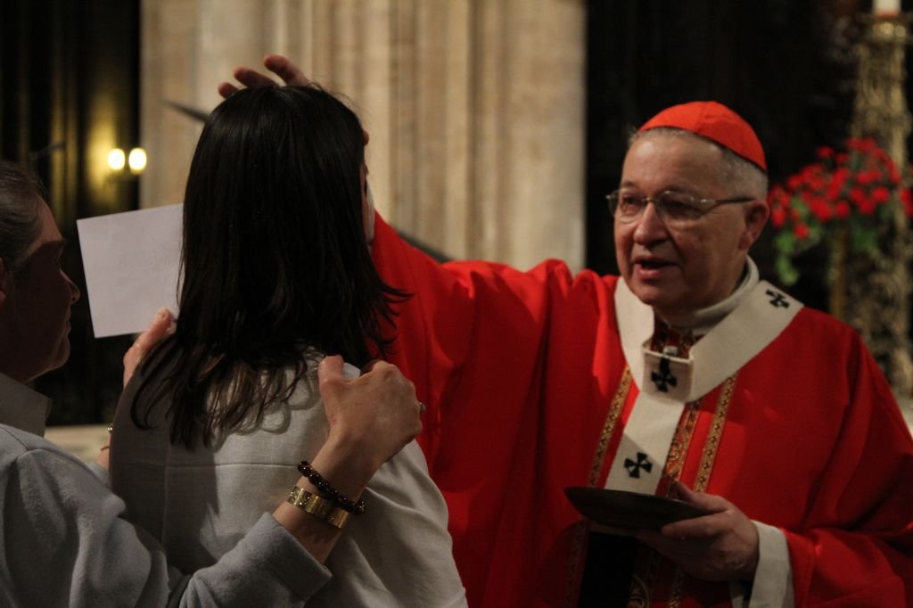 Confirmations d'adultes à Notre-Dame de Paris. Photo Yannick Boschat 