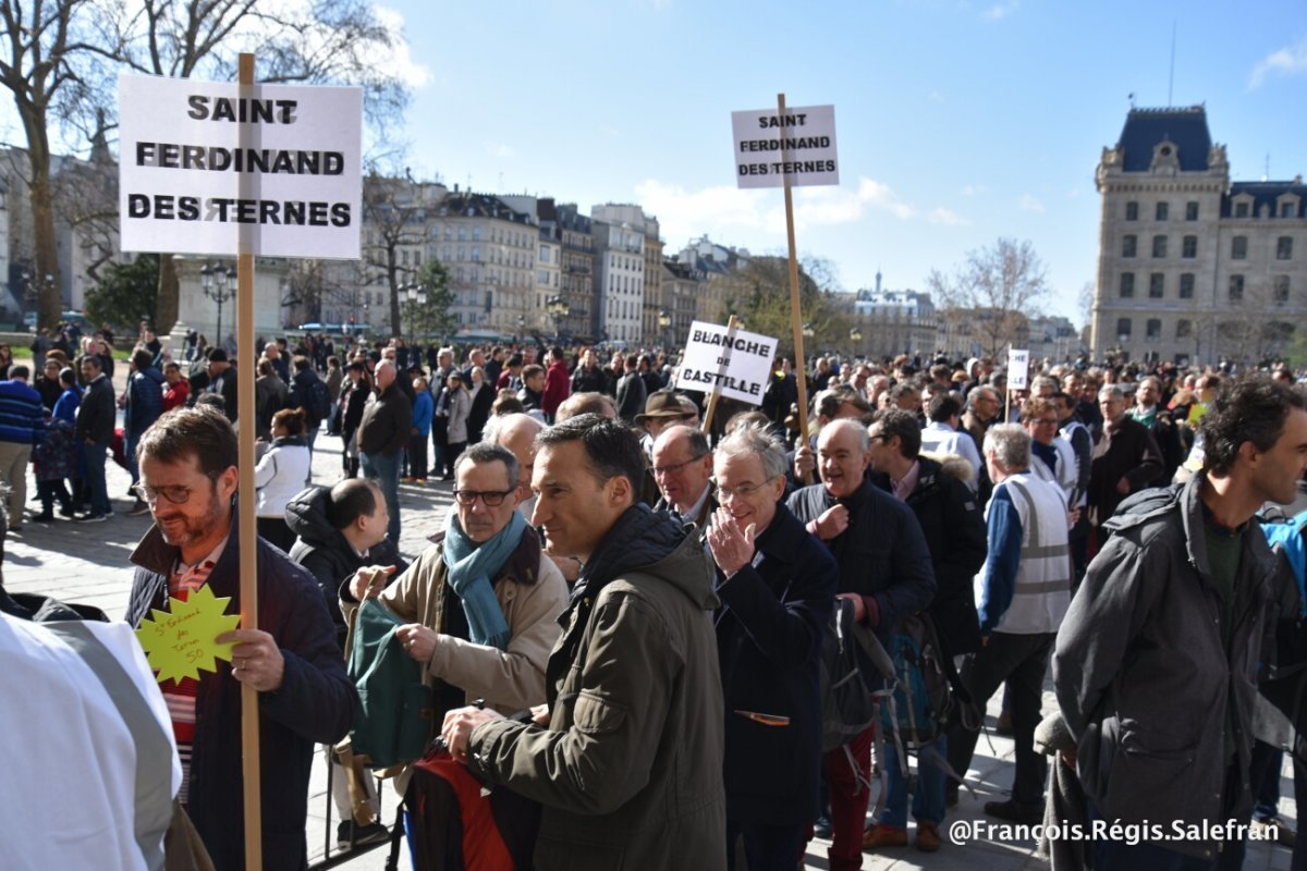 “Marche de Saint-Joseph”, à Notre-Dame de Paris. 