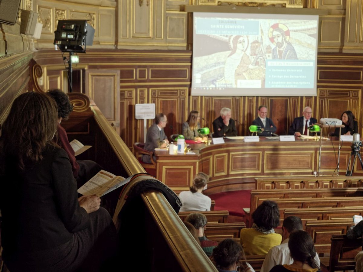 Colloque historique sur Geneviève. 3 novembre 2021, en Sorbonne © Yannick Boschat / Diocèse de Paris.