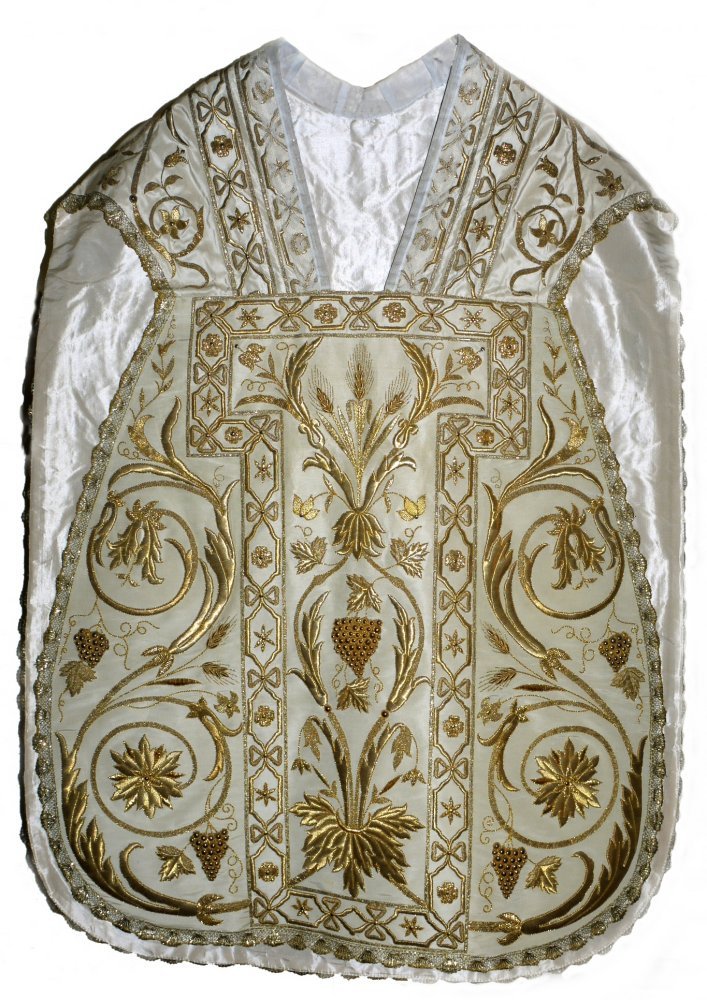 Chasuble de Notre-Dame des Victoires. © C. D. A. S.