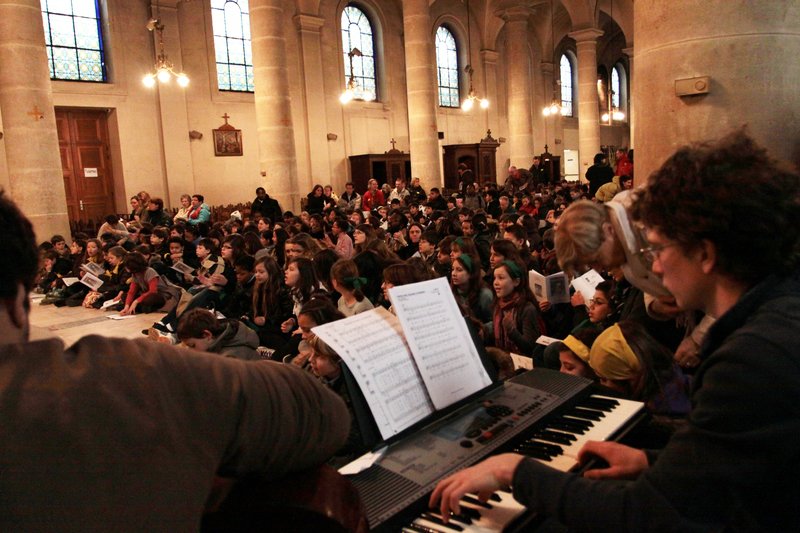 Rassemblement des sixièmes. 