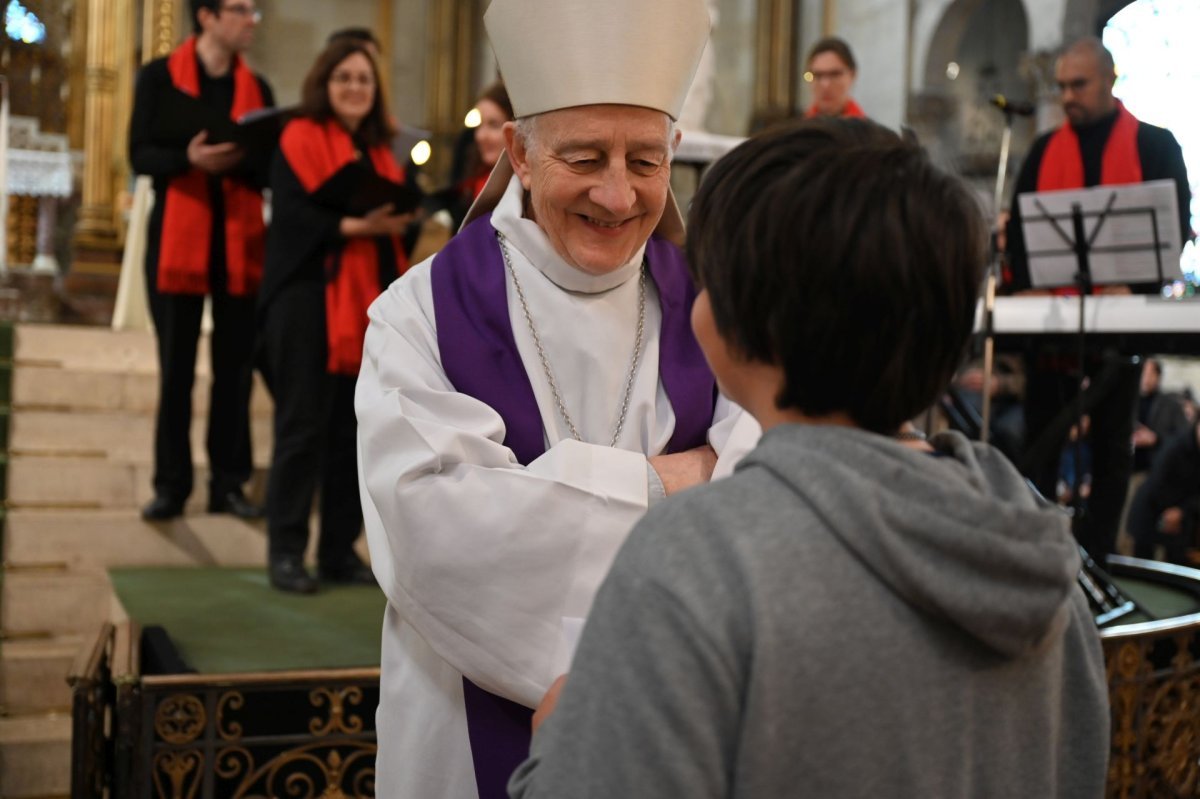 Appel décisif des jeunes catéchumènes 2026. © Marie-Christine Bertin / Diocèse de Paris.