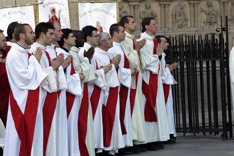 Ordinations sacerdotales 2012 à Notre-Dame de Paris. © Yannick Boschat / Diocèse de Paris.