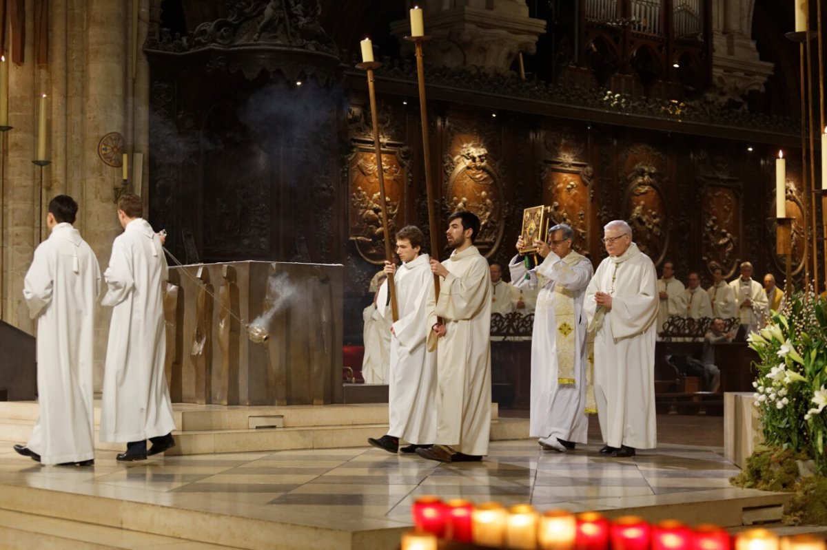 Liturgie de la parole. © Yannick Boschat / Diocèse de Paris.