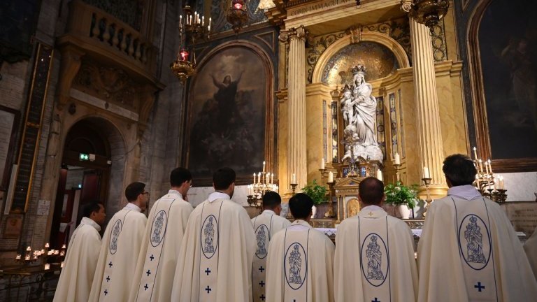 Messe des nouveaux prêtres à Notre-Dame des Victoires 2026
