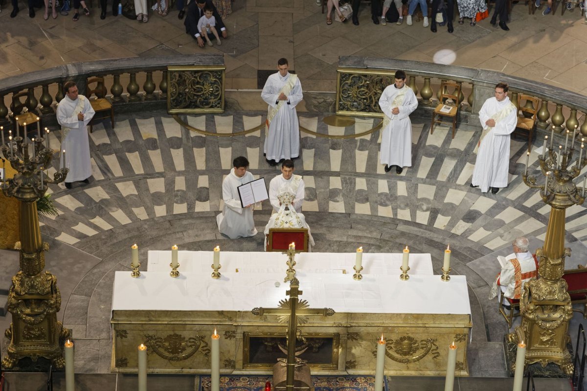 Ordination sacerdotale 2023. © Yannick Boschat / Diocèse de Paris.