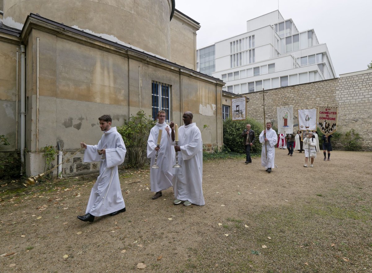 Canonisation des 16 Carmélites de Compiègne : Messe et prière à Picpus. © Yannick Boschat / Diocèse de Paris.