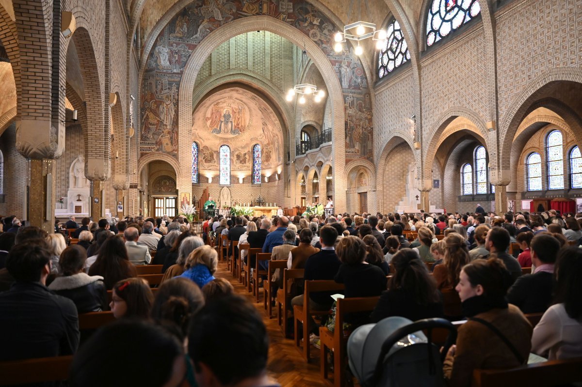 Centenaire de l'église Saint-Léon. © Marie-Christine Bertin / Diocèse de Paris.