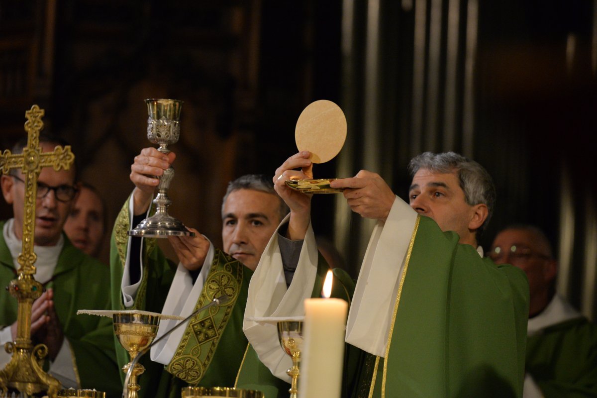 Ordination de Ramzi Saade à Saint-Laurent. © Marie-Christine Bertin.