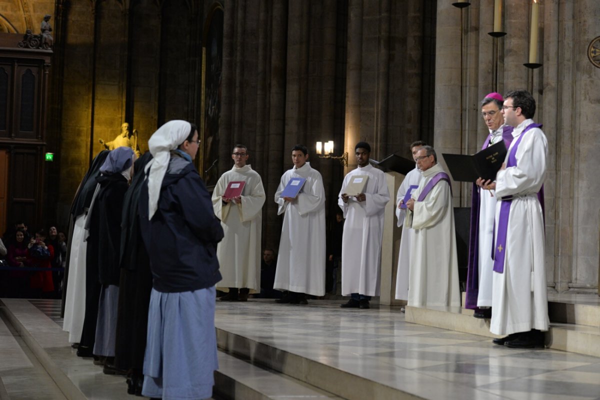 Appel décisif des catéchumènes, célébration de 10h. © Marie-Christine Bertin / Diocèse de Paris.