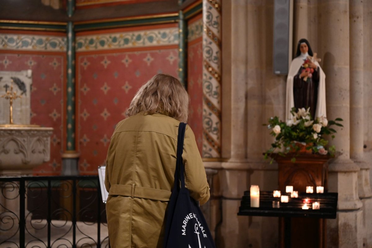 Veillée de l'espérance à la basilique Sainte-Clotilde. © Marie-Christine Bertin / Diocèse de Paris.