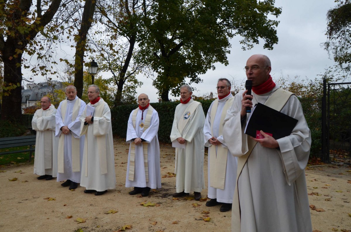 Montée des marches du Sacré-Cœur à l'occasion de la Journée Mondiale (…). © Michel Pourny / Diocèse de Paris.