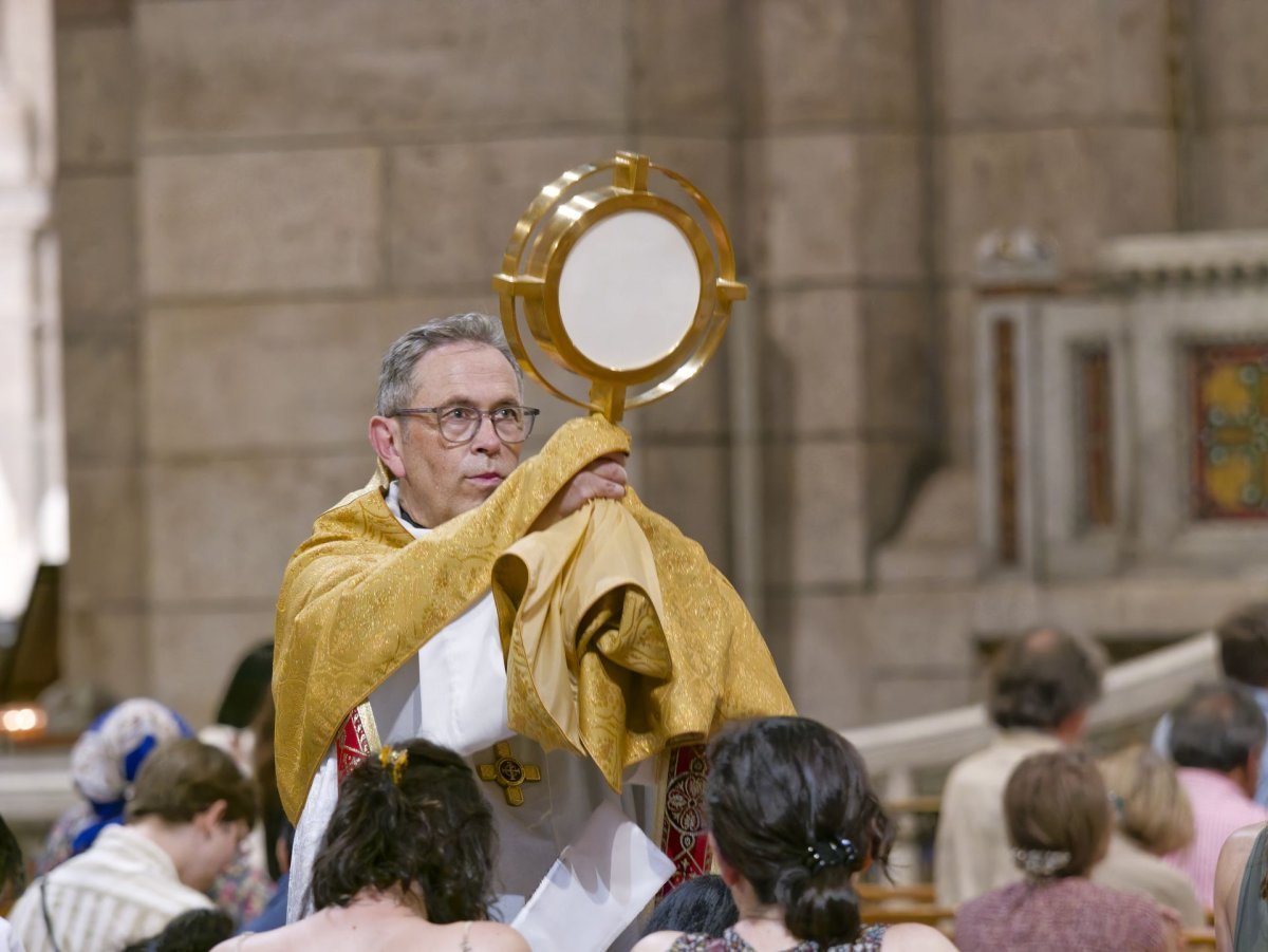 Veillée de l'espérance au Sacré-Cœur de Montmartre. © Yannick Boschat / Diocèse de Paris.