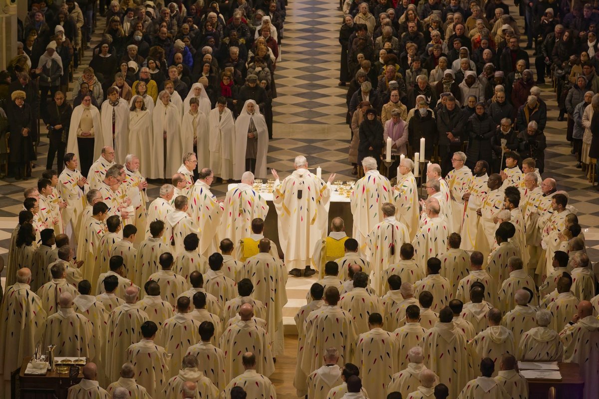 Messe pour les consacrés du diocèse de Paris 2024. © Yannick Boschat / Diocèse de Paris.