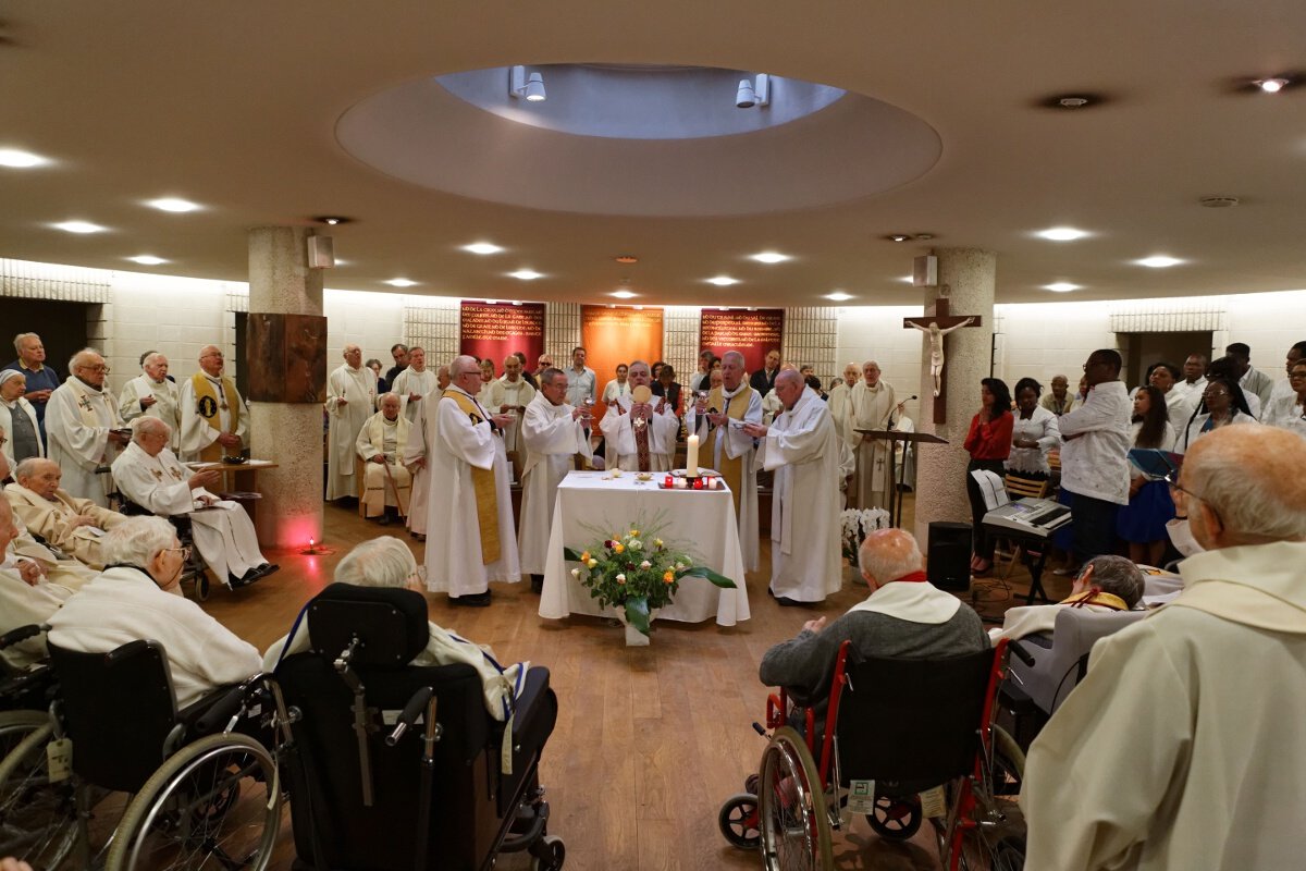 Messe pour les vocations. © Yannick Boschat / Diocèse de Paris.