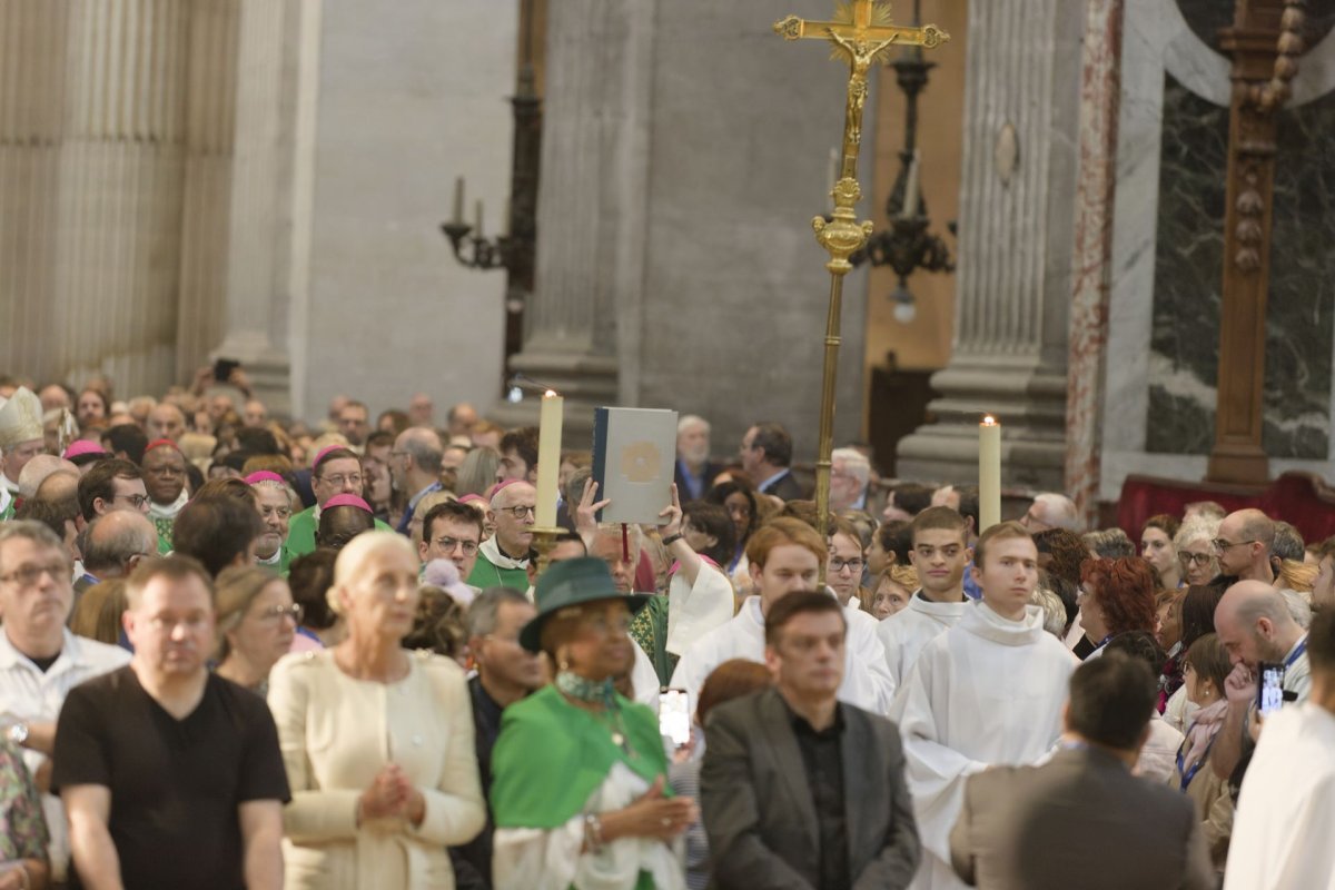 Messe pour la paix. © Yannick Boschat / Diocèse de Paris.