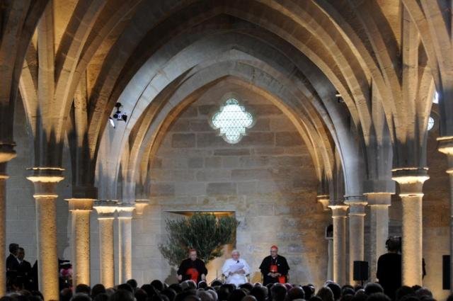 Septembre : Visite de Benoît XVI. Discours du Pape au Collège des Bernardins. 