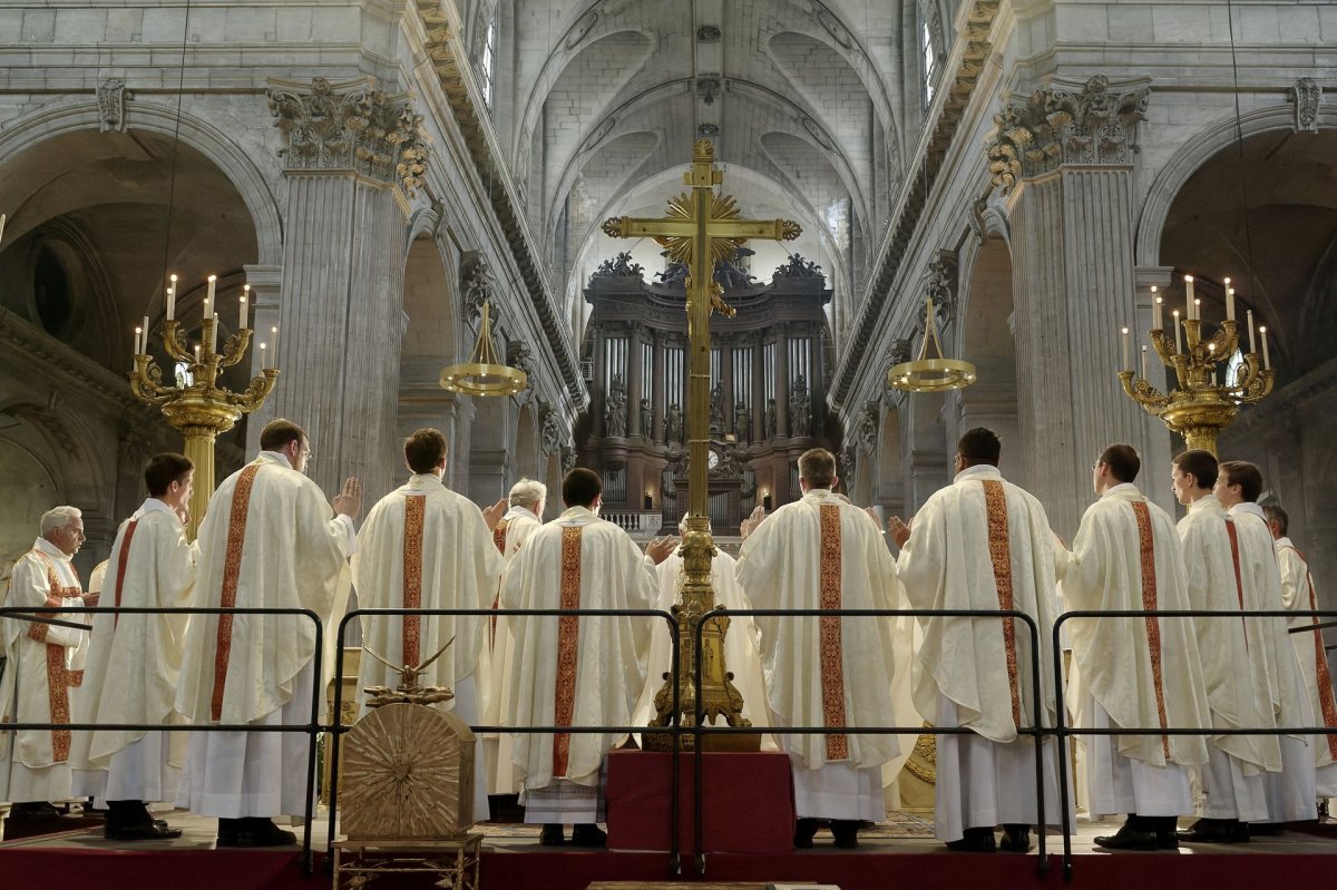 Ordination sacerdotale 2022 : consécration. © Trung Hieu Do / Diocèse de Paris.