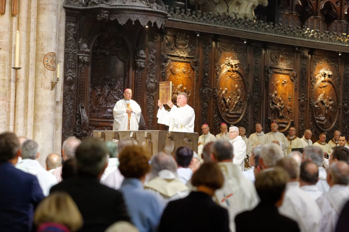 Liturgie de la parole. © Yannick Boschat / Diocèse de Paris.