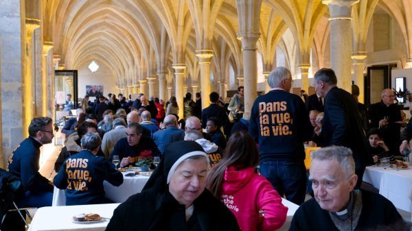 Déjeuner fraternel au Collège des Bernardins