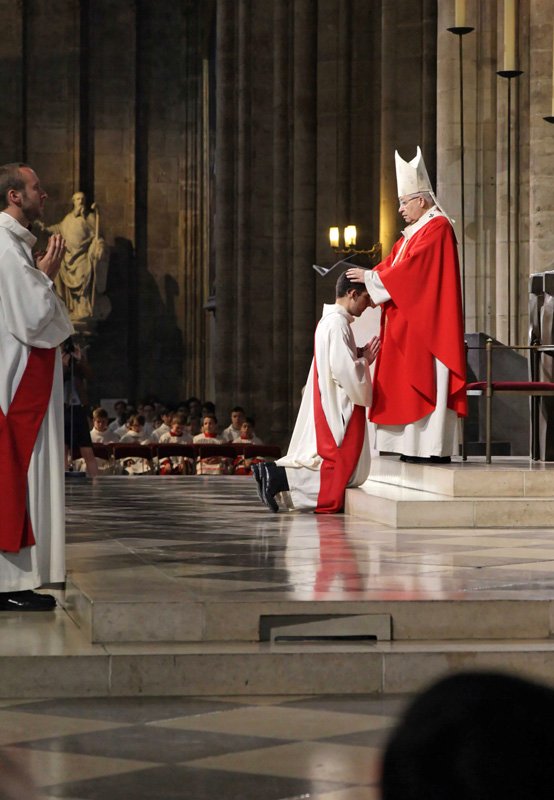 Ordinations sacerdotales 2012 à Notre-Dame de Paris. © Yannick Boschat / Diocèse de Paris.