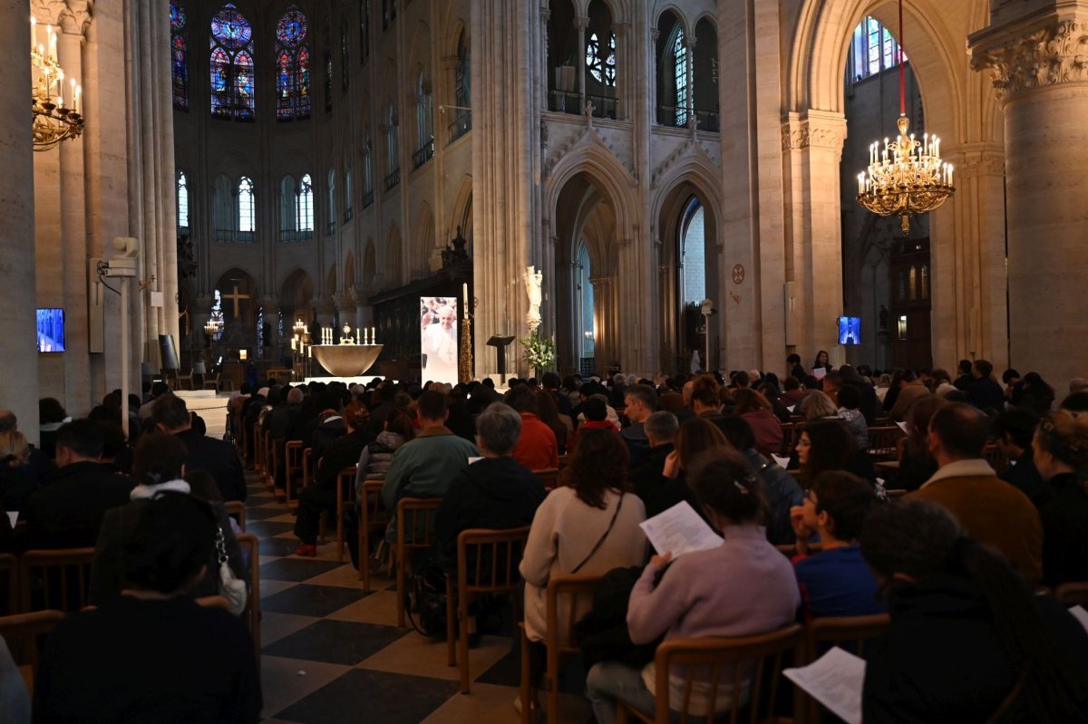 Messe solennelle d'action de grâce et pour le repos de l'âme du (…). © Marie-Christine Bertin / Diocèse de Paris.