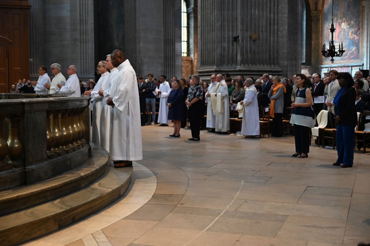 Ordinations des diacres permanents 2024. © Marie-Christine Bertin / Diocèse de Paris.