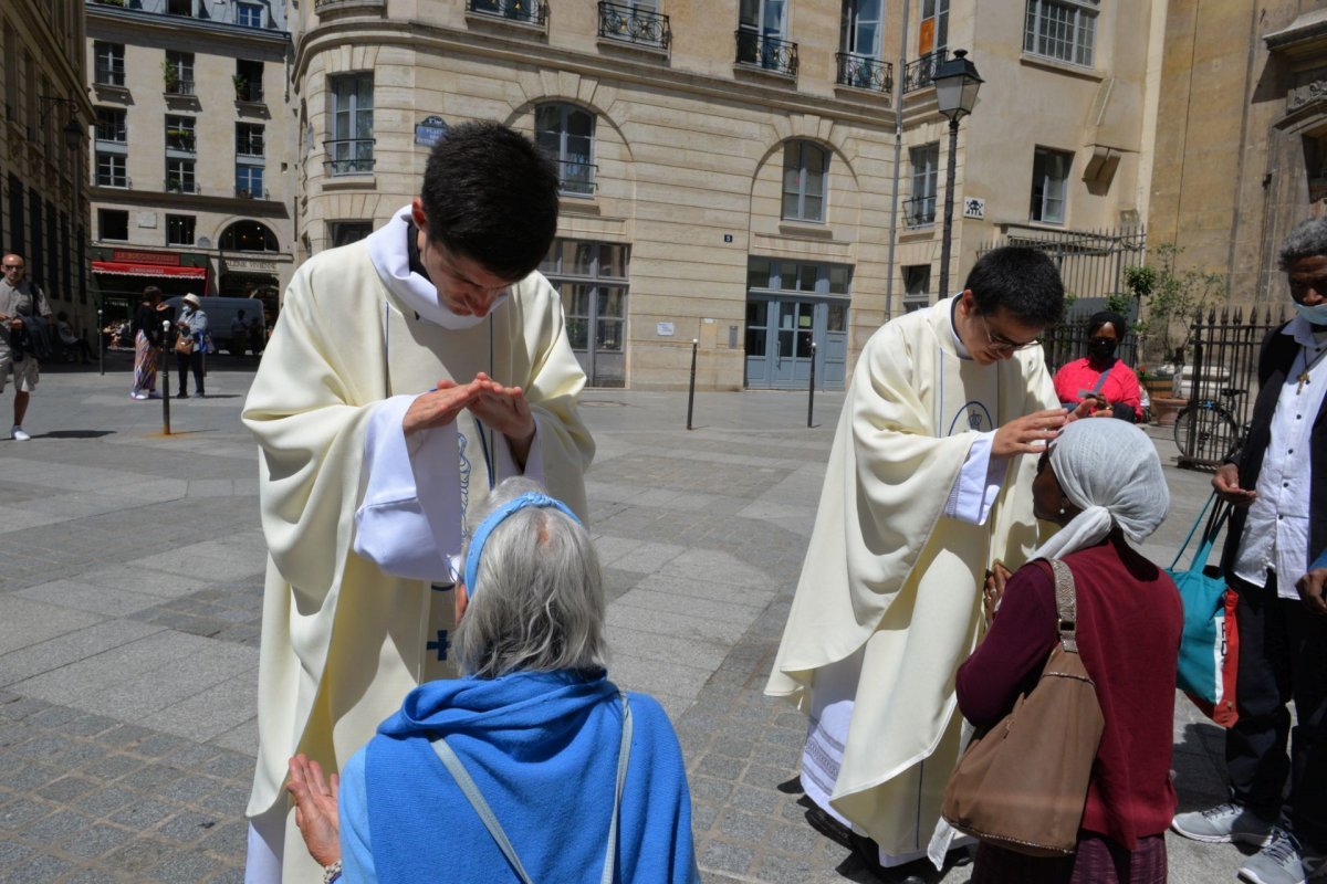 Messe des nouveaux prêtres à Notre-Dame des Victoires. © Marie-Christine Bertin / Diocèse de Paris.