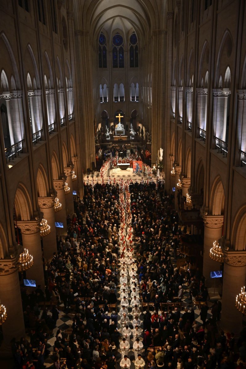 Messe de béatification de Raymond Cayré, Gérard-Martin Cendrier, Roger (…). © Jean-Baptiste Delerue / Diocèse de Paris.