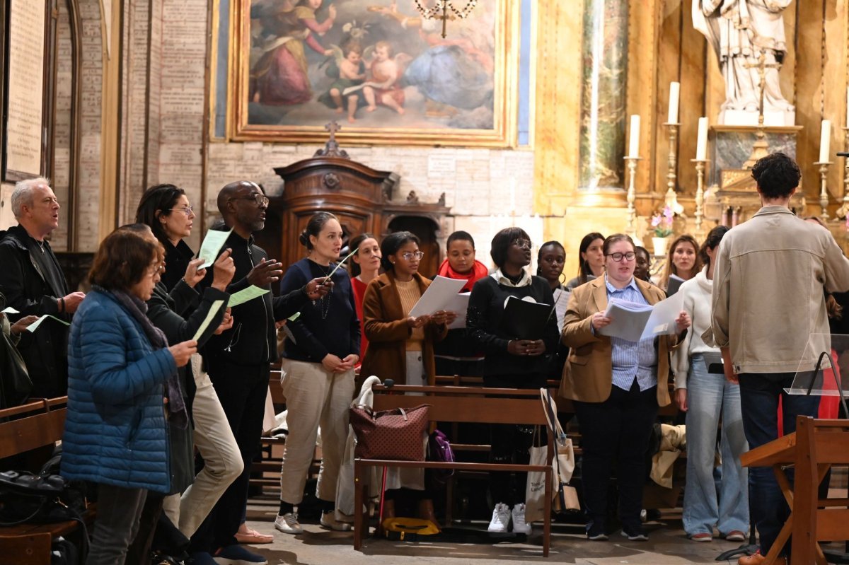 Veillée de l'espérance à la basilique Notre-Dame des Victoires. © Marie-Christine Bertin / Diocèse de Paris.