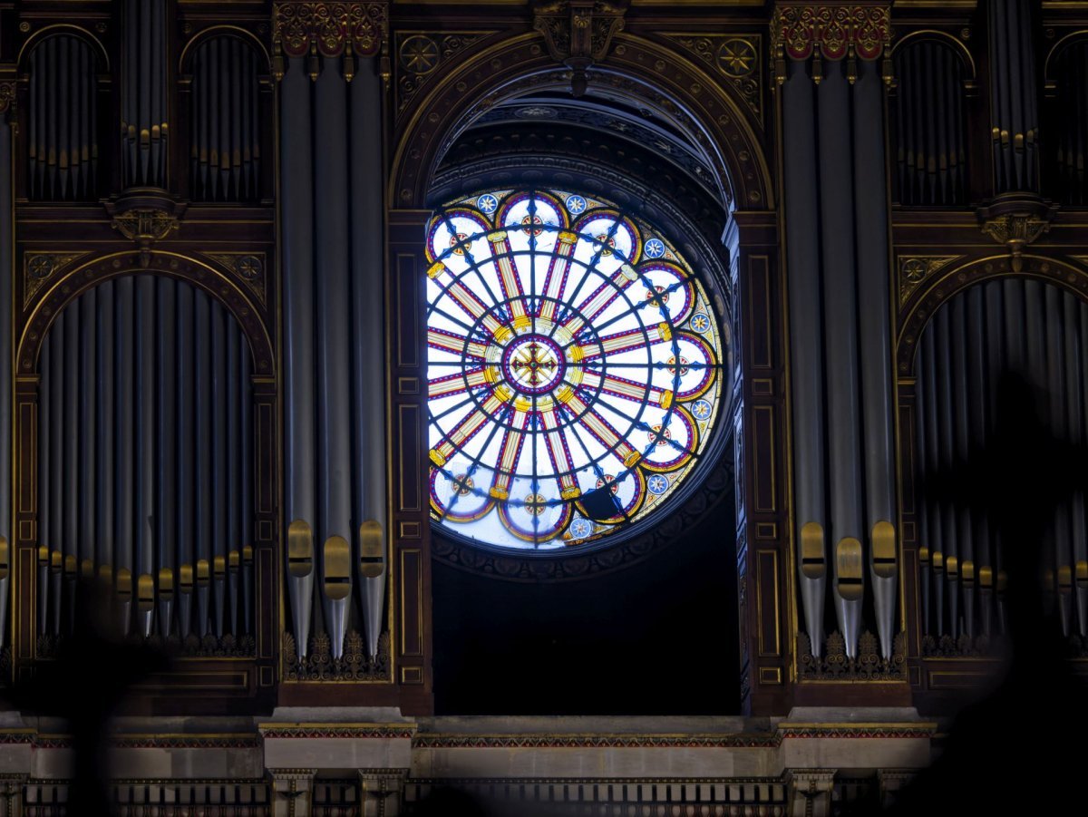 Messe pour le bicentenaire de la pose de la première pierre de l'église (…). © Yannick Boschat / Diocèse de Paris.