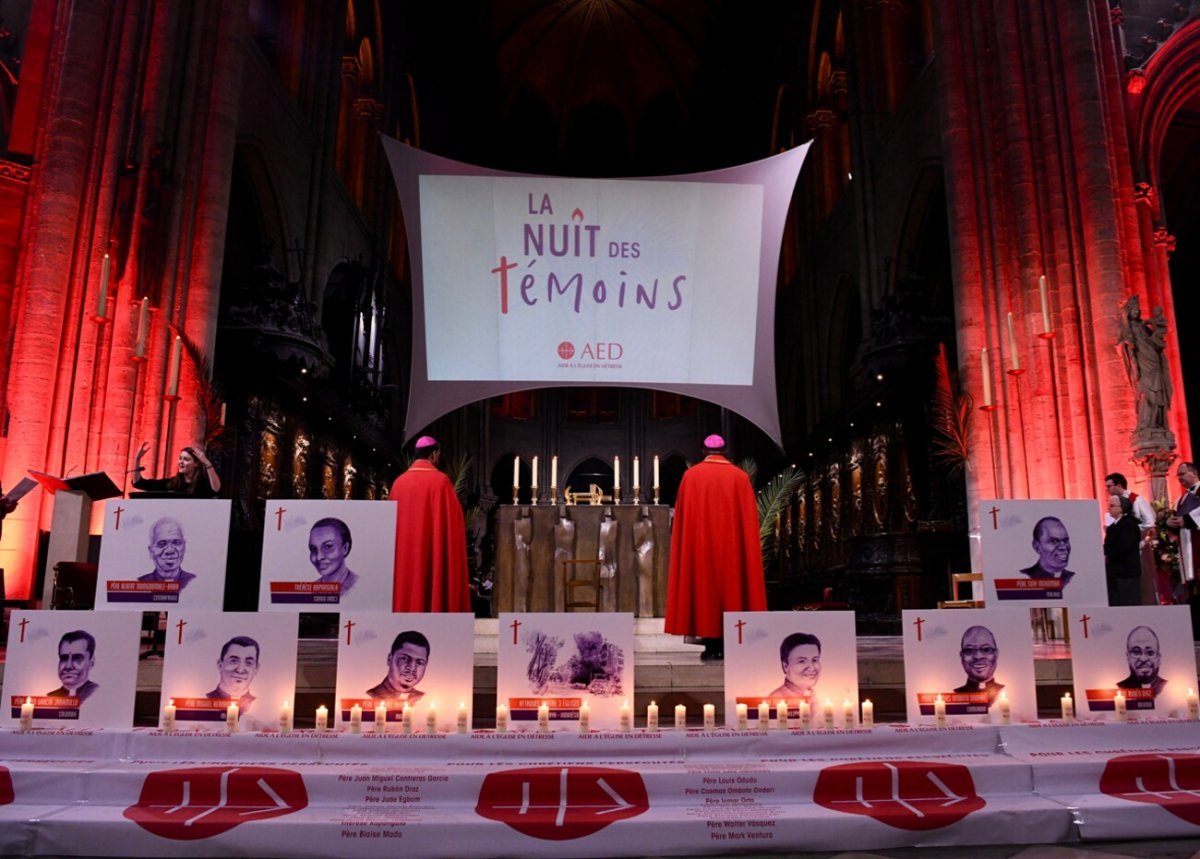 “La Nuit des Témoins” à Notre-Dame de Paris. © François-Régis Salefran.