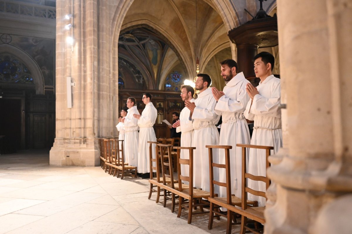 Messe de rentrée du séminaire 2025 avec rite d'admission des candidats (…). © Marie-Christine Bertin / Diocèse de Paris.