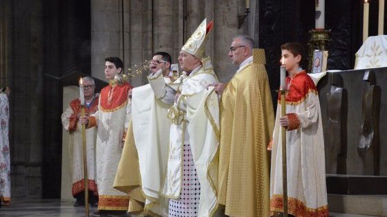 Messe pour les victimes du génocide arménien à Notre-Dame de Paris