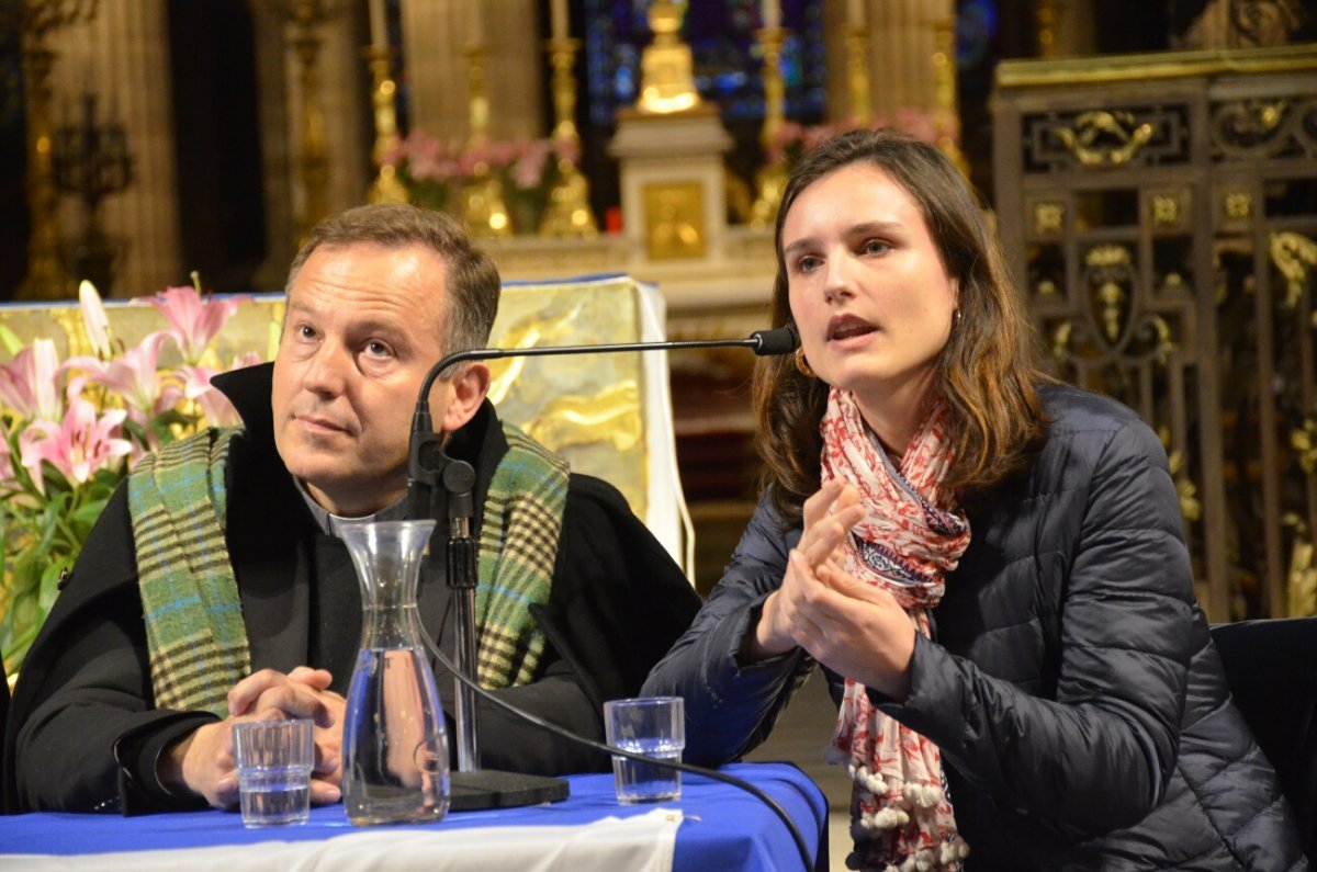 Table-ronde sur l'écologie intégrale à Saint-Germain l'Auxerrois. © Michel Pourny / Diocèse de Paris.