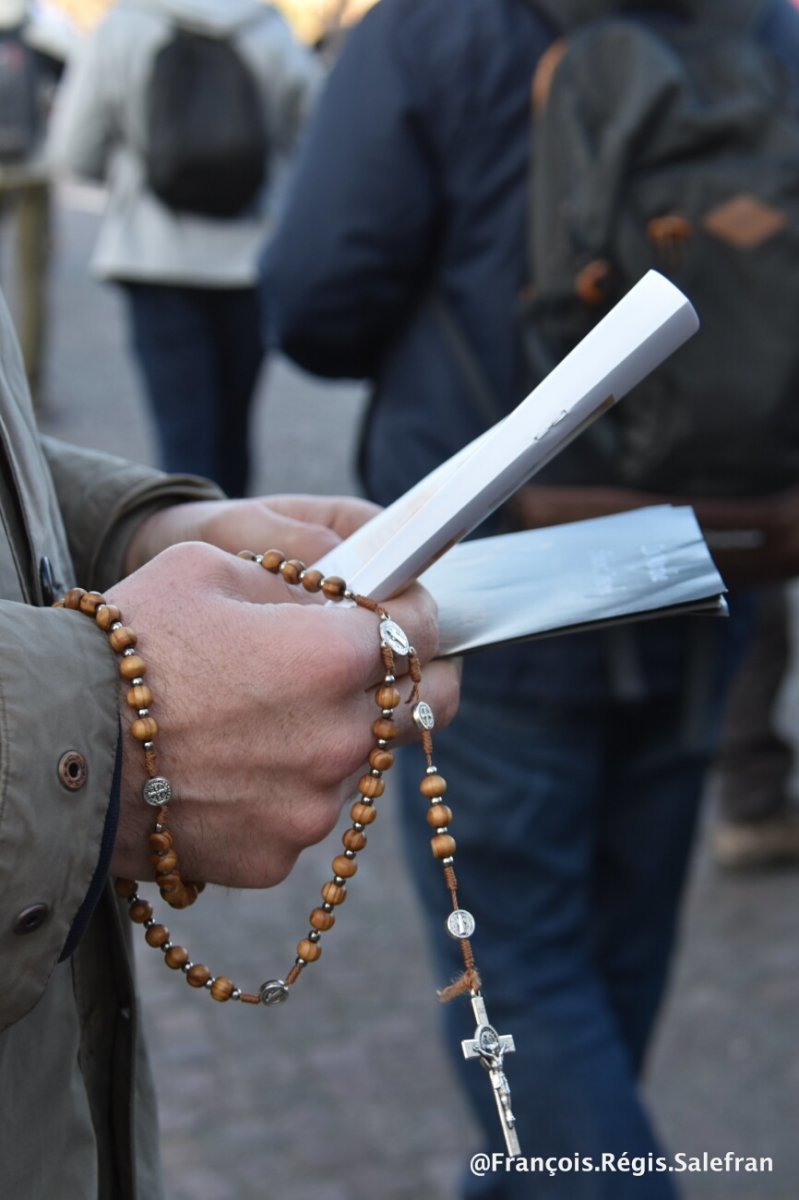 “Marche de Saint-Joseph”, vers Saint-Eustache. 