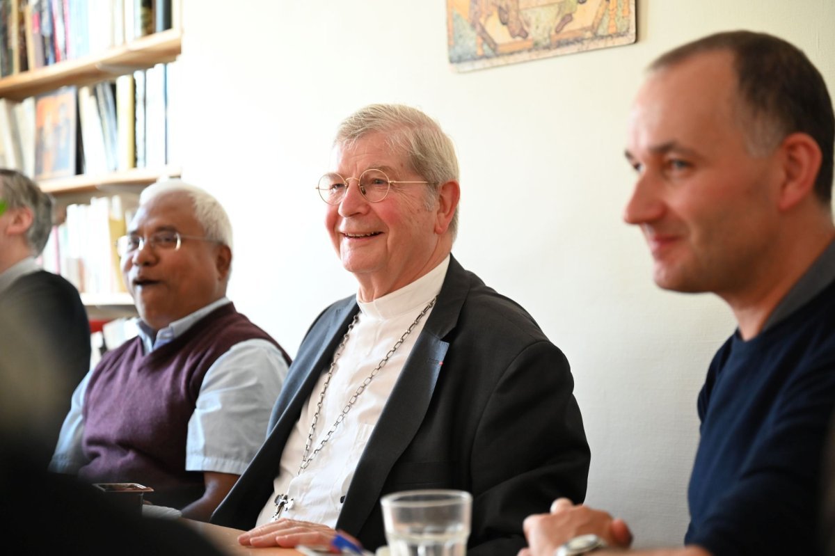 Rencontre avec l'équipe de préparation de la Rencontre européenne de (…). © Marie-Christine Bertin / Diocèse de Paris.