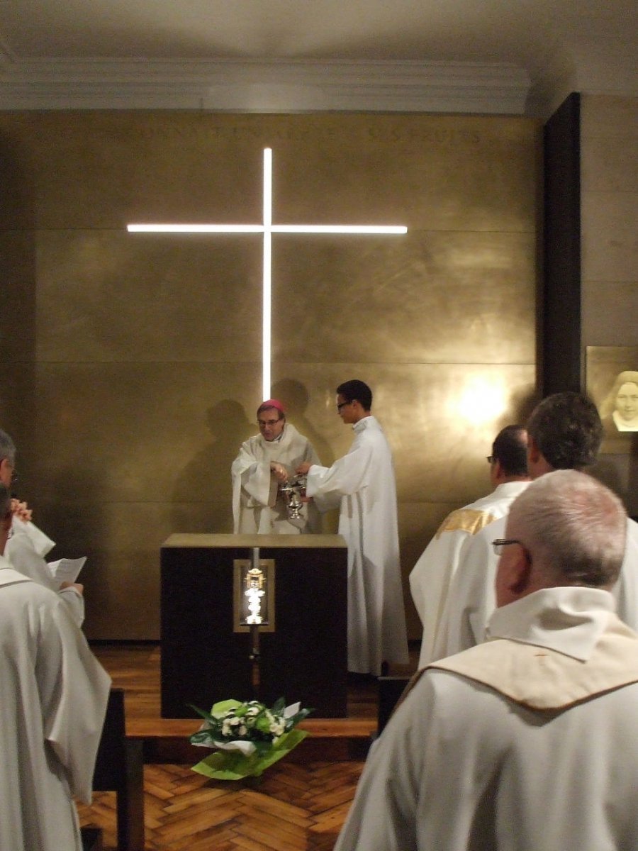 Une prière aux bienheureux Louis et Zélie Martin a été dite par (…). © Notre-Dame des Victoires 