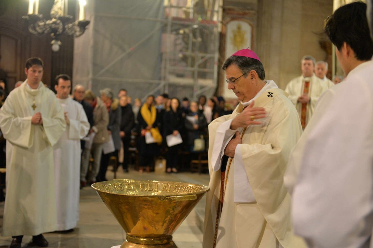 Confirmations d'adultes 2019. © Marie Christine Bertin / Diocèse de Paris.