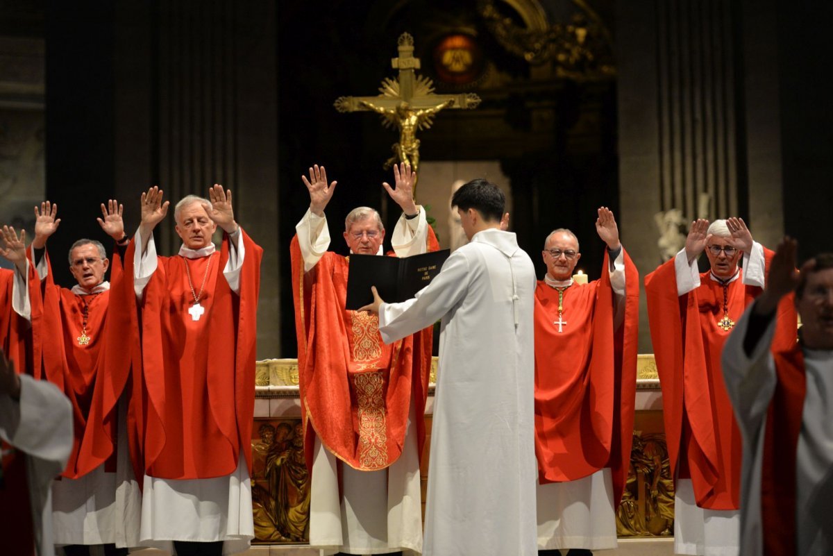 Confirmations d'adultes. © Marie-Christine Bertin / Diocèse de Paris.