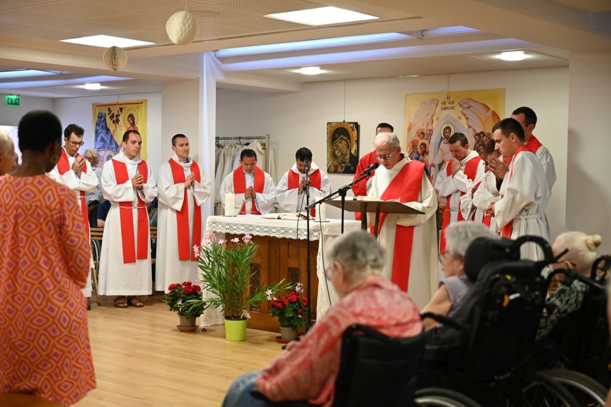 Messe des nouveaux prêtres à la Maison Marie-Thérèse 2025. © Marie-Christine Bertin / Diocèse de Paris.