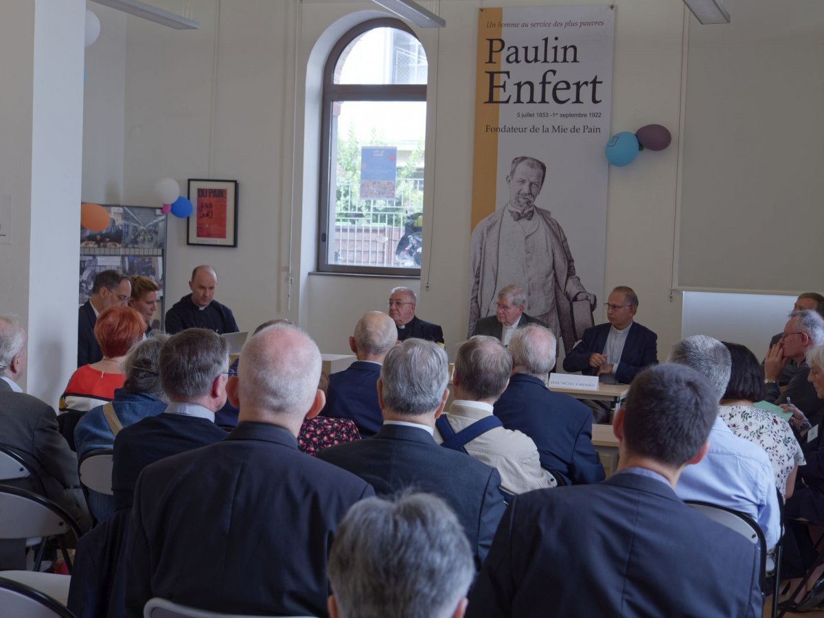 Clôture de l'enquête diocésaine pour la cause en canonisation de Paulin (…). © Yannick Boschat / Diocèse de Paris.