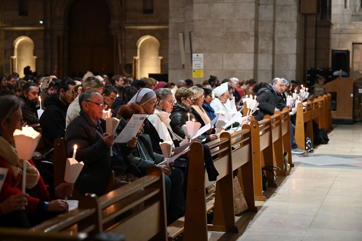 Vigiles de la fête du Christ-Roi au Sacré-Cœur de Montmartre. © Marie-Christine Bertin / Diocèse de Paris.