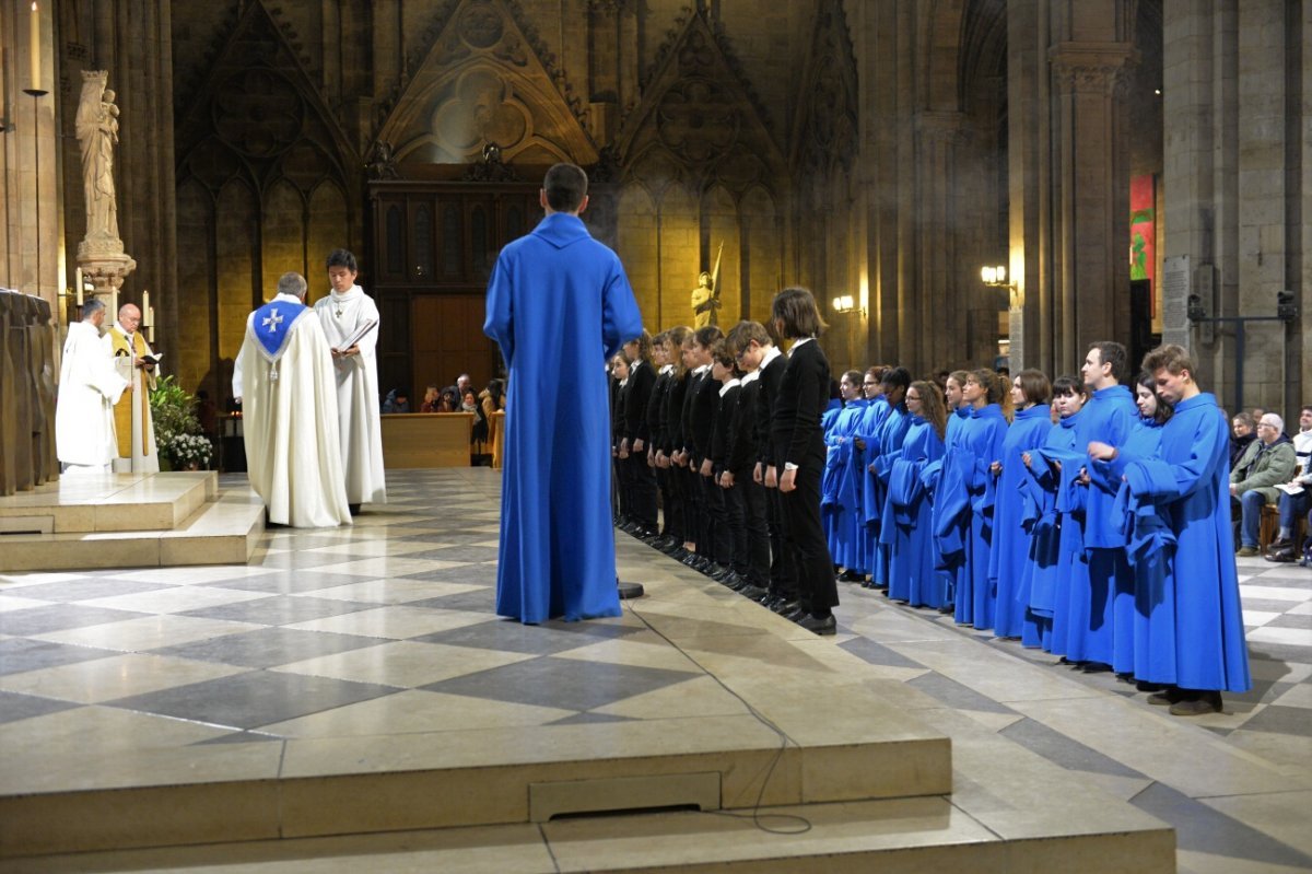 Vêpres de la fête de l'Immaculée Conception. © Marie-Christine Bertin / Diocèse de Paris.