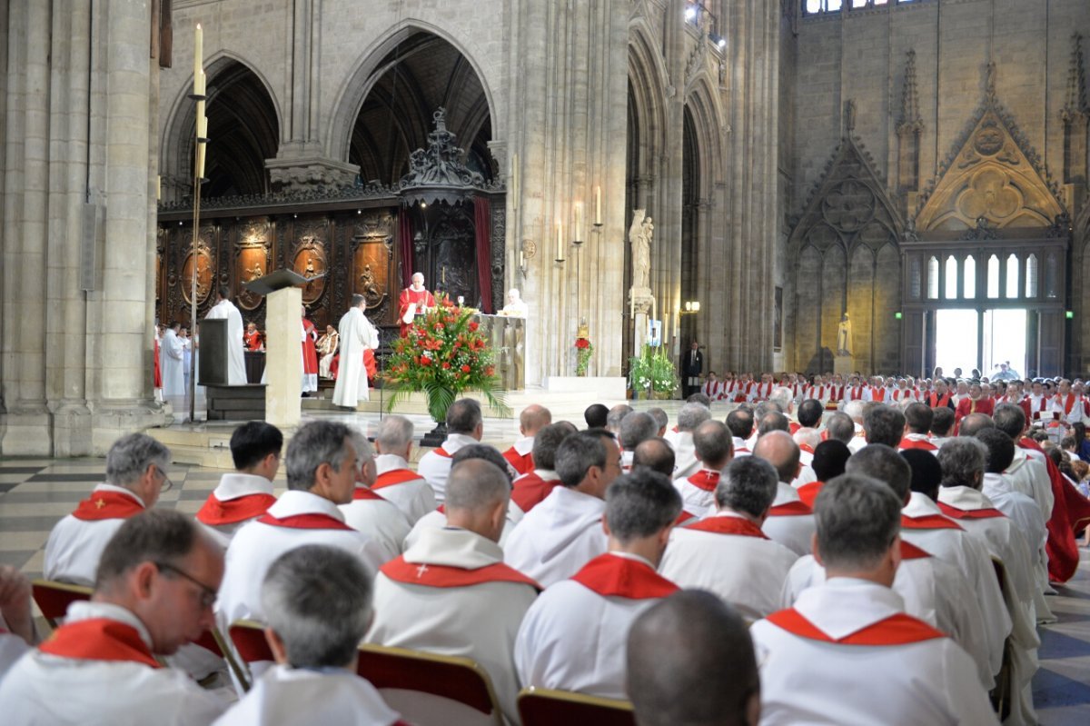 Liturgie eucharistique. © Marie-Christine Bertin / Diocèse de Paris.