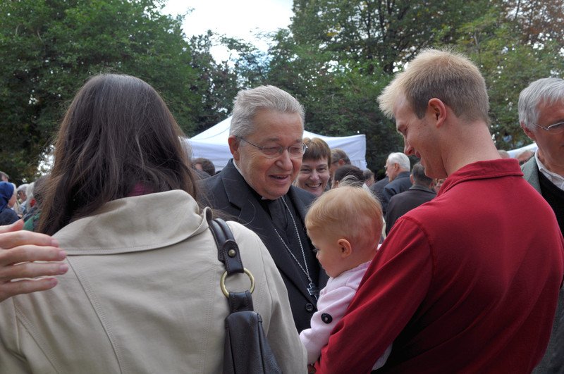 Septembre : lancement de Paroisses en mission sur le thème : Famille et jeunesse. 