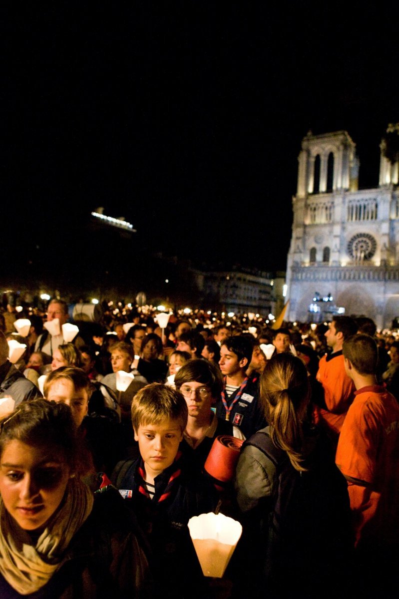 Chemin de Lumière à minuit. Reproduction interdite. © CIRIC.